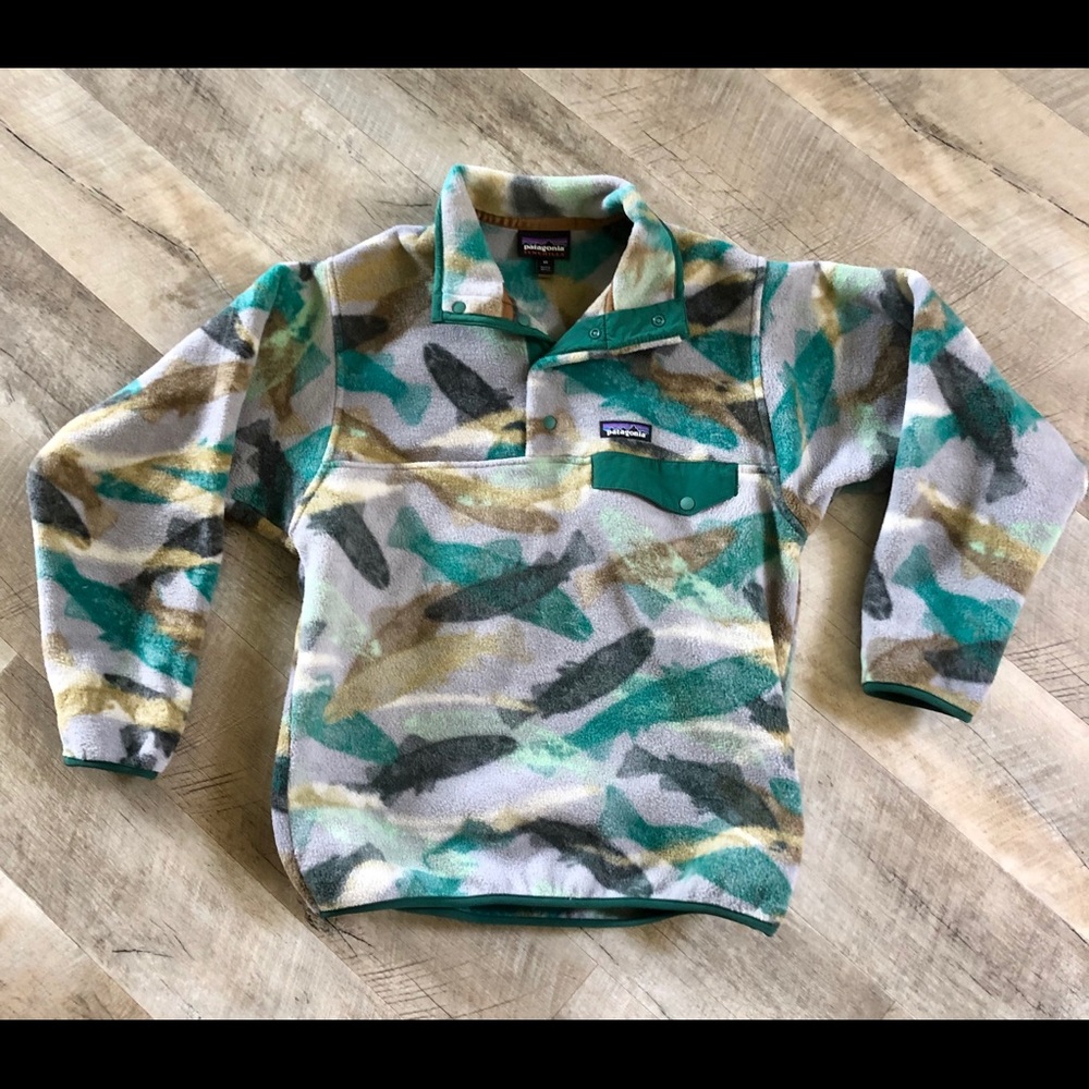 RARE Fish patterned Patagonia Synchilla